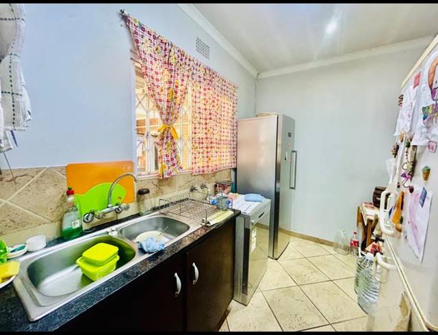 3 BEDROOM HOUSE FOR SALE IN VANDERBIJLPARK SE 2